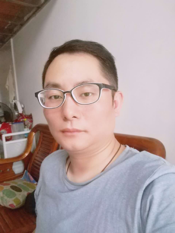 流星的尾巴的第一张照片--安溪征婚网