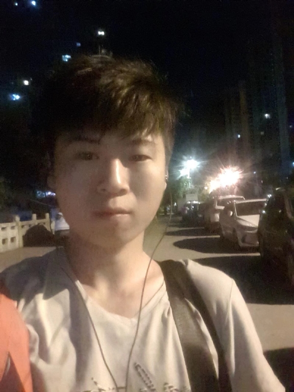 流星的瞬间的第一张照片--安溪征婚网