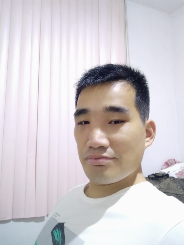 大男孩的第一张照片--安溪征婚网