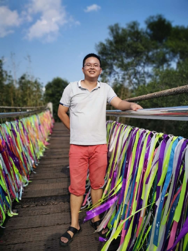 大象的第一张照片--安溪征婚网