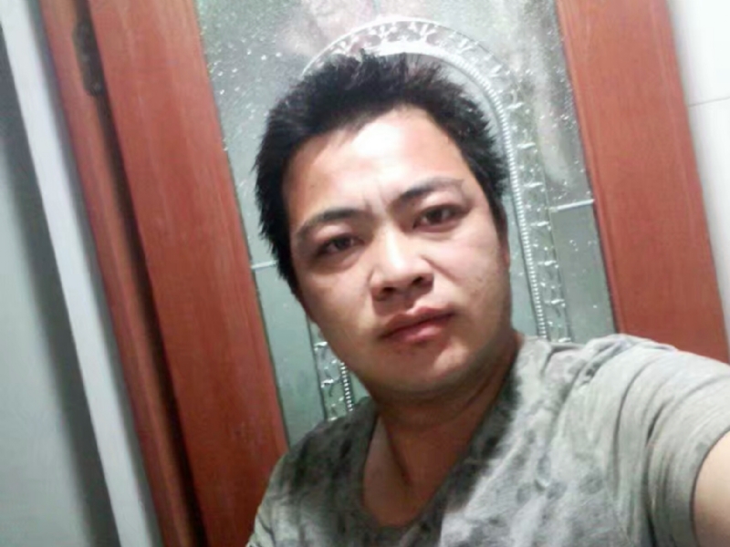 往事随风的第一张照片--安溪征婚网