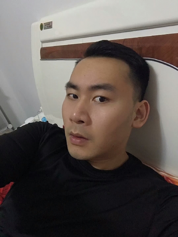 领悟的第一张照片--安溪征婚网