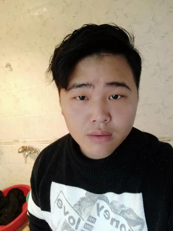 小李的第一张照片--安溪征婚网