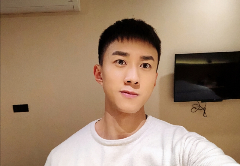 有钱就有钞能力的第一张照片--安溪征婚网