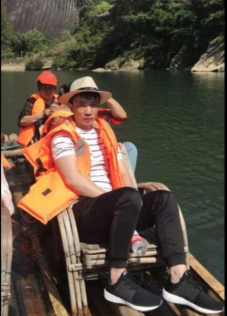 bye的第二张照片--安溪征婚网