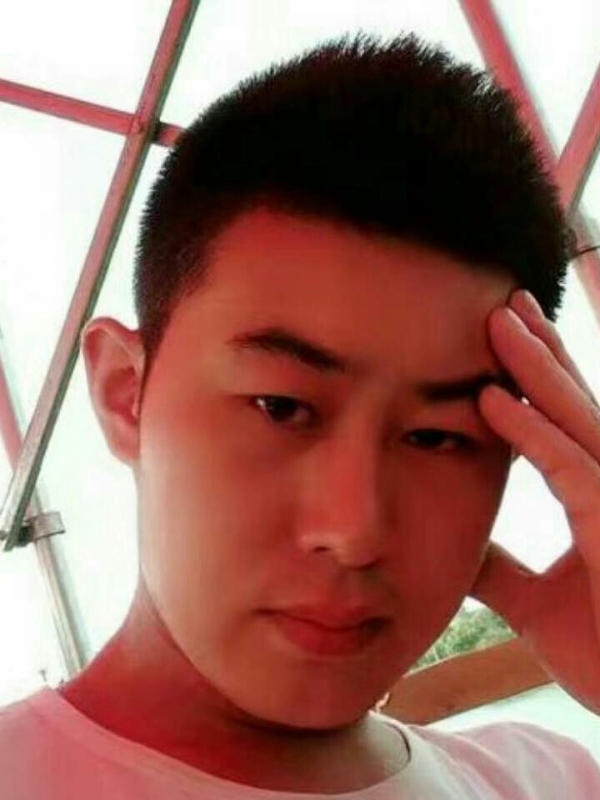 淡漠的第一张照片--安溪征婚网