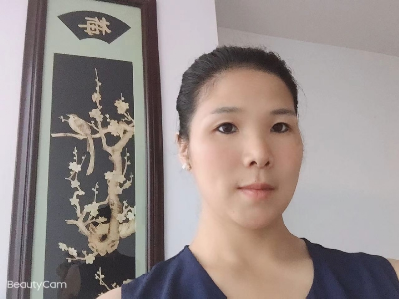 微笑的第一张照片--安溪征婚网