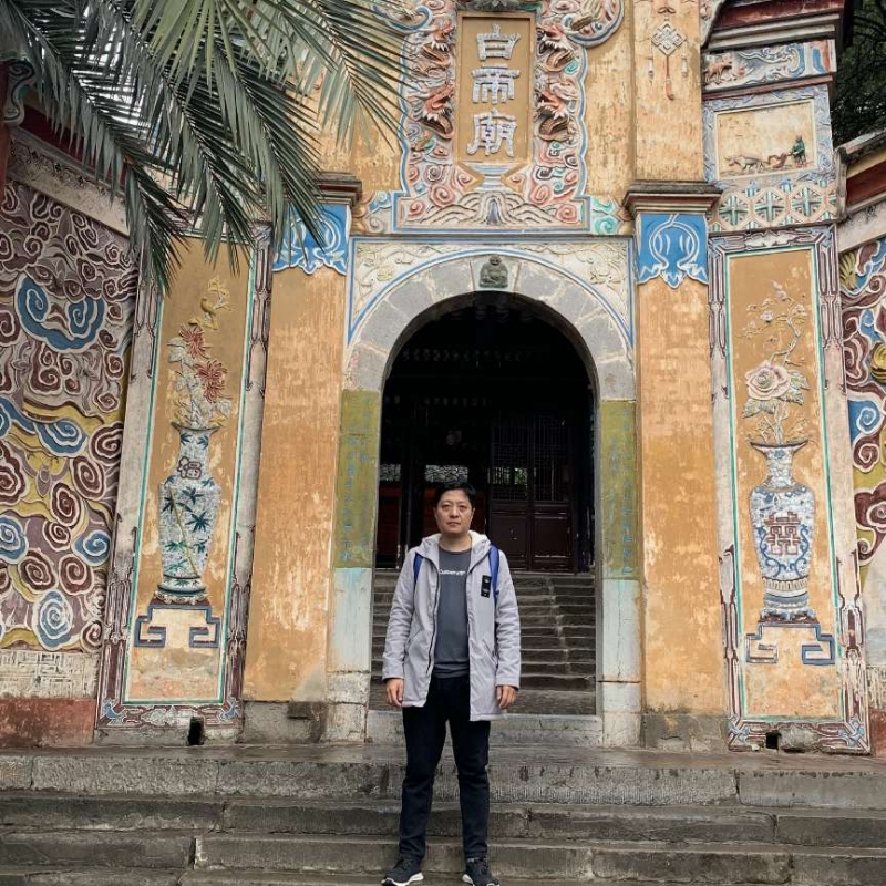 一缕阳光的第一张照片--安溪征婚网