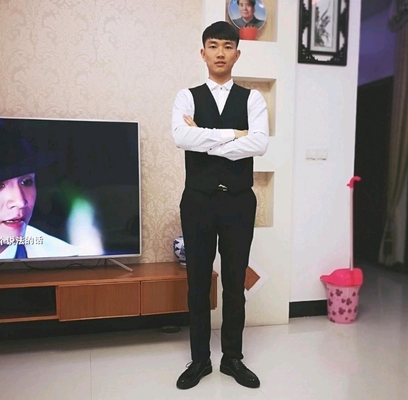 龙飞的第一张照片--安溪征婚网