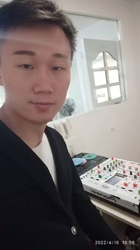 林锋的第三张照片--安溪征婚网