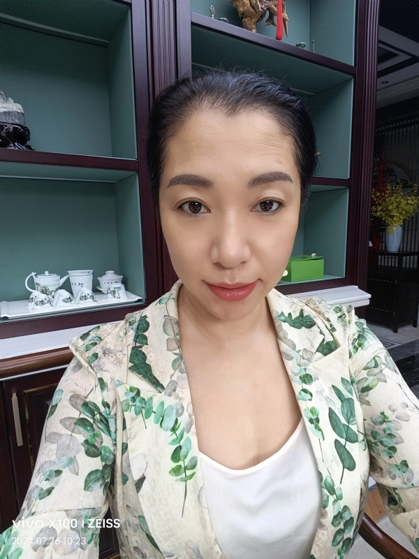 仝馨的第三张照片--安溪征婚网