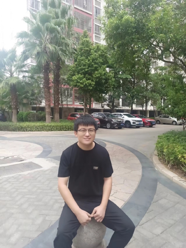 等闲的第三张照片--安溪征婚网