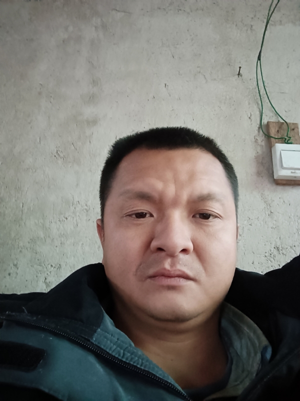 兰成龙的第二张照片--安溪征婚网