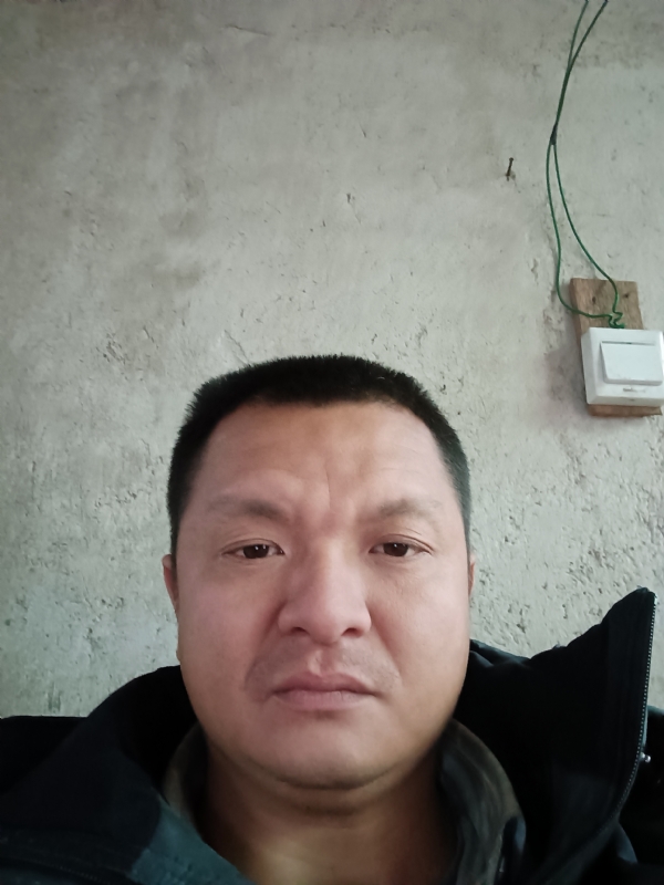 兰成龙的第三张照片--安溪征婚网