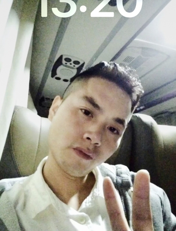 飞扬蓝天的第一张照片--安溪征婚网