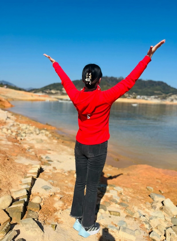 晚秋的第一张照片--安溪征婚网