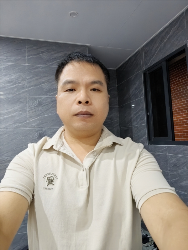 刘两水的第一张照片--安溪征婚网