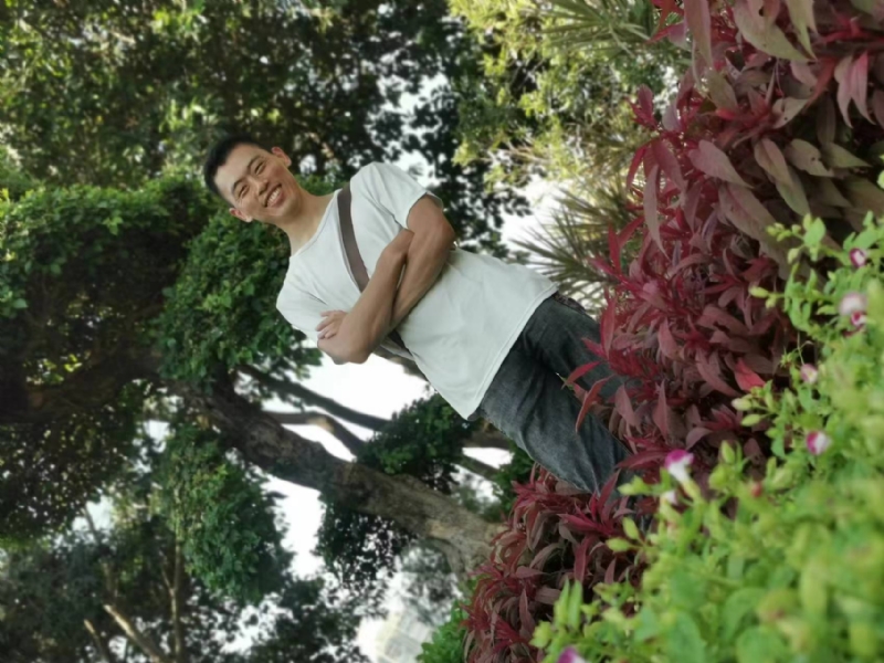 孤狼的第一张照片--安溪征婚网